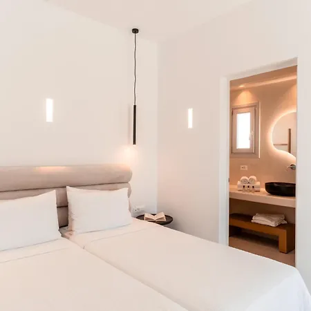Hotel Oikos Santorini Living Concept