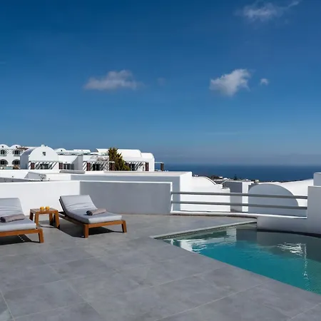 Hotel Oikos Santorini Living Concept