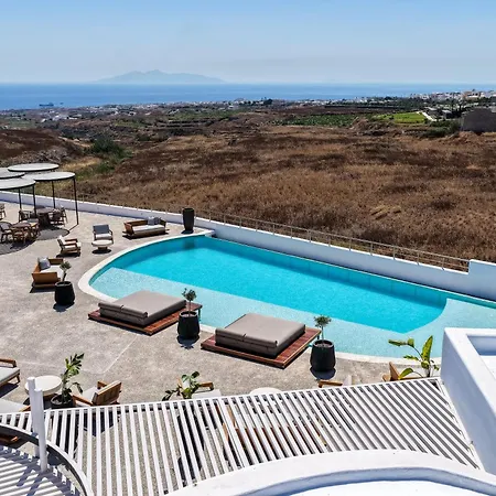 Oikos Santorini Living Concept 5*