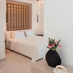 Hotel Oikos Santorini Living Concept 5*