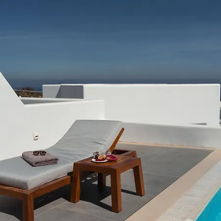 Oikos Santorini Living Concept