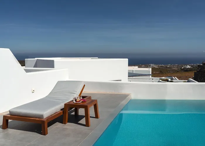 Oikos Santorini Living Concept ホテル