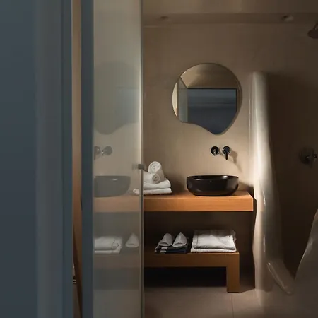 Oikos Santorini Living Concept Hotel 5*